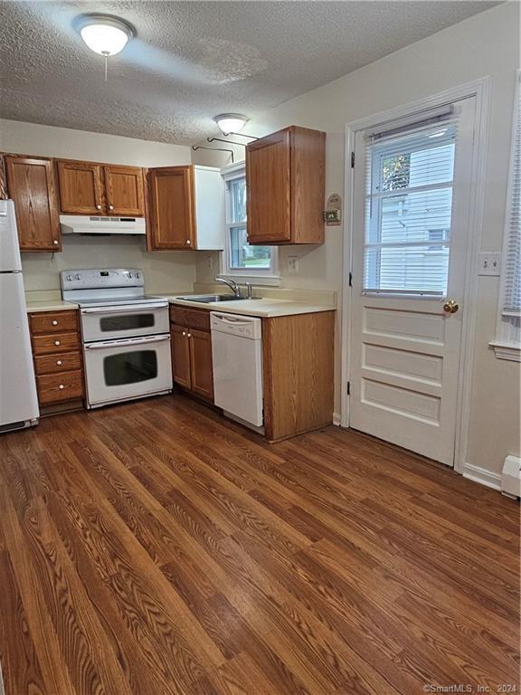 8 Haigh Ave, East Lyme, CT 06357 Room for Rent in East Lyme, CT