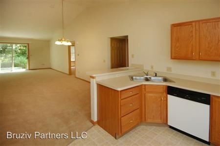 Building Photo - 3919 Long Dr