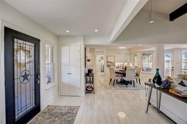 Building Photo - 20534 Highland Lake Dr