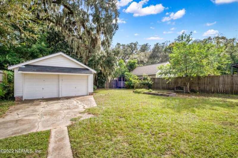 Building Photo - 3929 Gadsden Rd