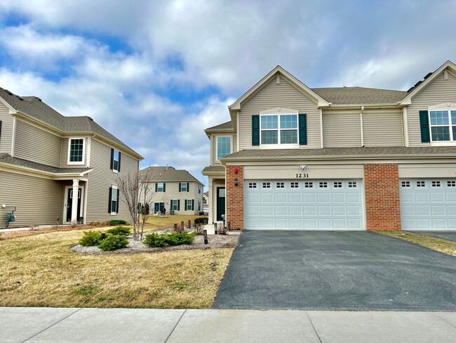 Foto del edificio - 1231 Hawk Hollow Dr