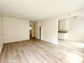 Building Photo - 2616 Gates Ave