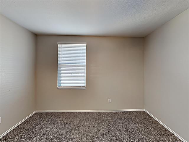 Building Photo - 1329 Lauren Dr
