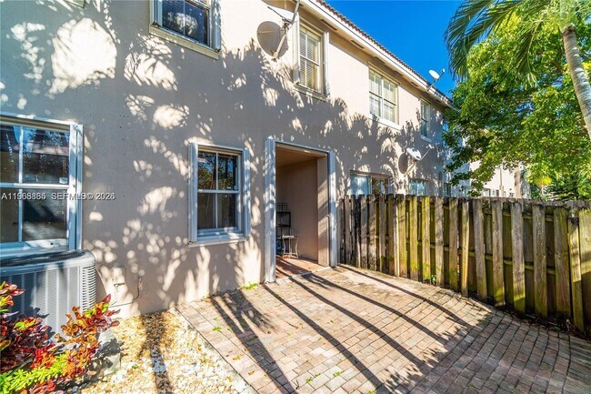 Foto del edificio - 14968 SW 23rd Way