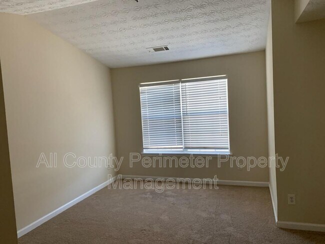 Foto del edificio - 2795 Vining Ridge Ter