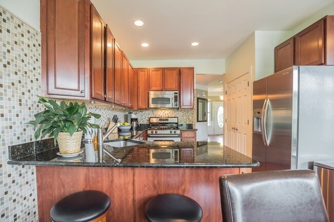 Foto del edificio - 216 Westbrook Dr