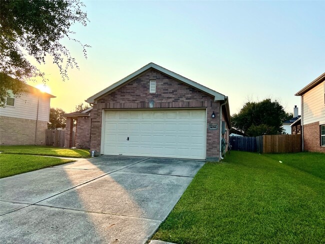 Building Photo - 16750 Bending Creek Ln