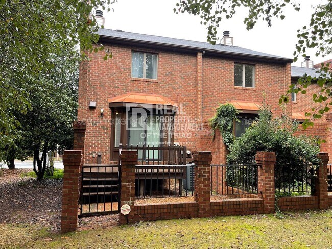 Foto del edificio - 621 Walker Ave