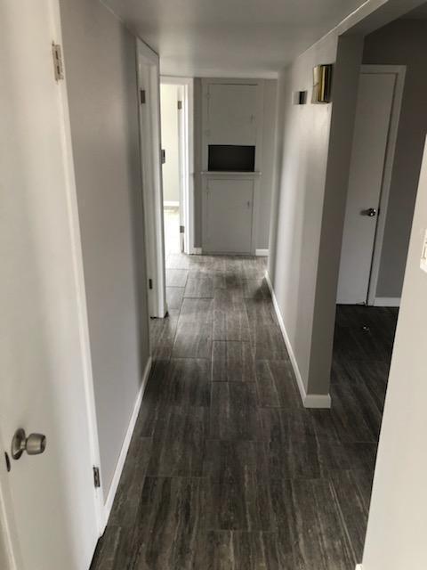 Foto del edificio - 8001 Parkland Dr