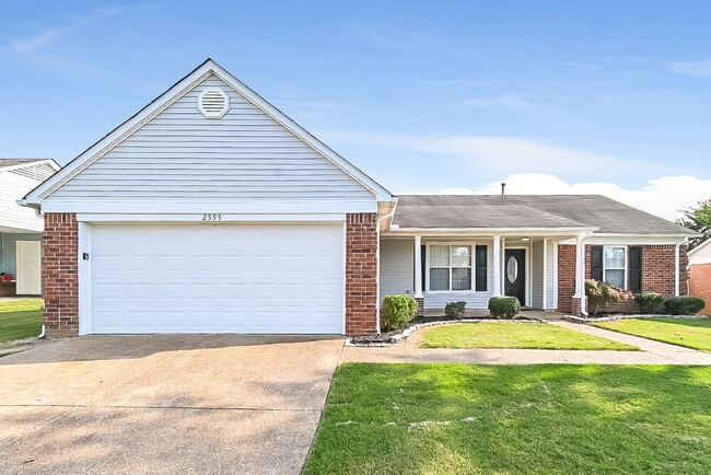 Building Photo - 2595 Bryce Cove