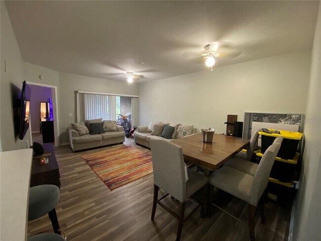 Foto del edificio - 9507 Amberdale Ct