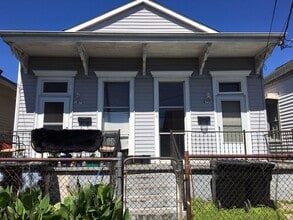 Building Photo - 1677 Paul Morphy St