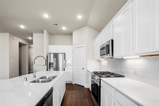 Building Photo - 1214 Crescent Peak Dr