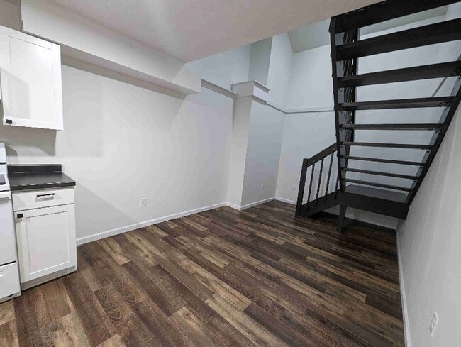 Foto del edificio - 320-322 N Carver St