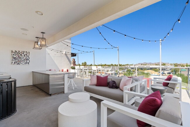 Photo - Axis Camelback Apartments