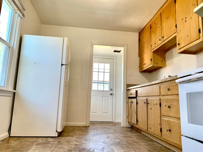 Foto del edificio - 149 Chichester Ave