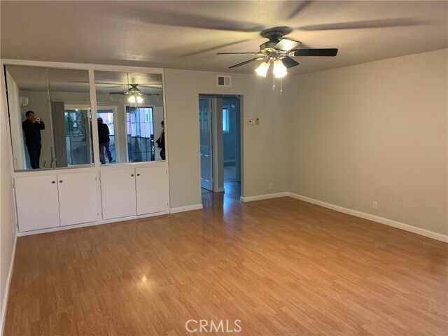 Foto del edificio - 11827 Ferris Rd