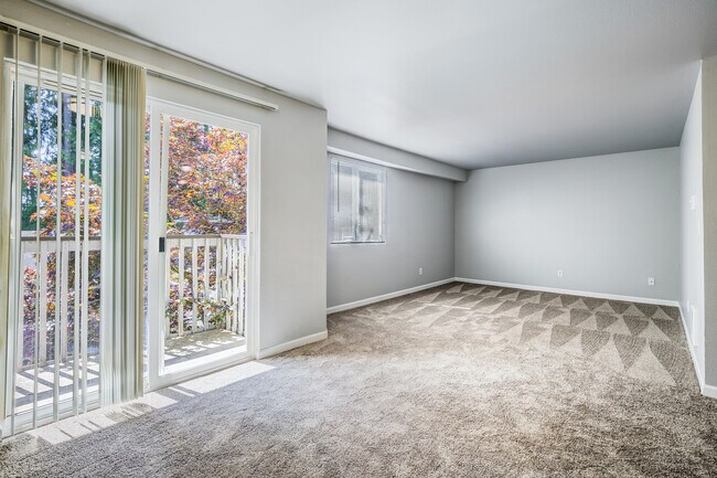 Foto del edificio - ReNew Waterview