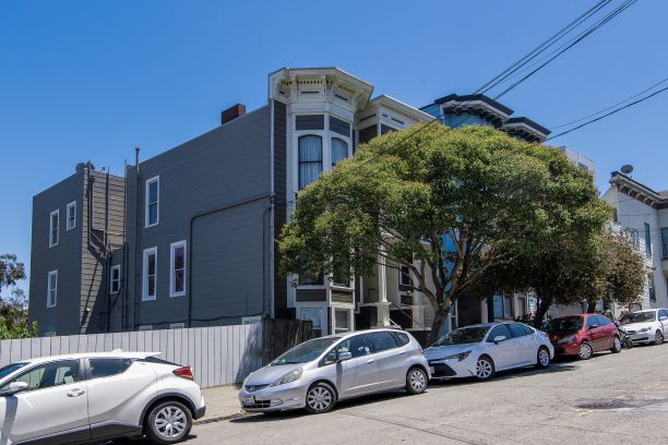 Building Photo - 1330 Lyon St