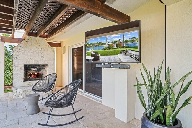 Building Photo - 3111 Karen Dr