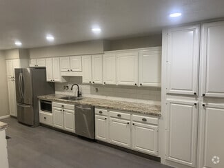 Building Photo - 3445 130 W