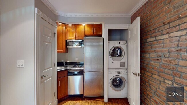 Foto del edificio - 521 E 5th St