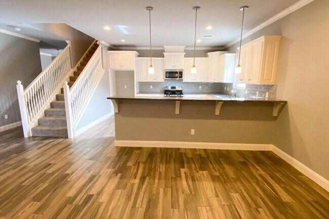 Foto del edificio - Now Available with Our Lease with Purchase...