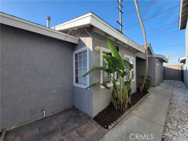 Building Photo - 255 Orleans Way