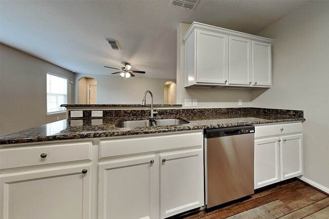 Building Photo - 10208 Jewel Ct