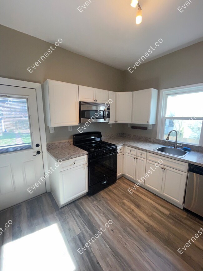 Foto del edificio - 2815 2nd Ave