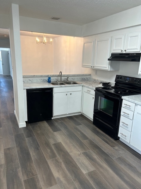 LARGE COUNTRY KITCHEN - 7220 South Gaylord Street