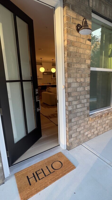 Foto principal - 11548 Helmond Way
