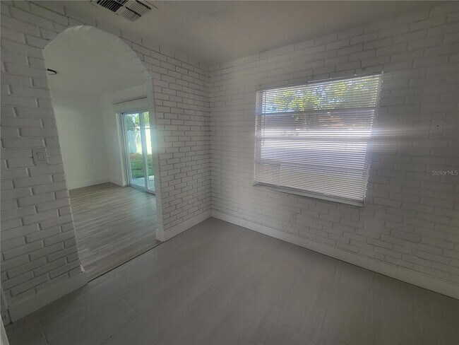 Foto del edificio - 904 Winchester Ct