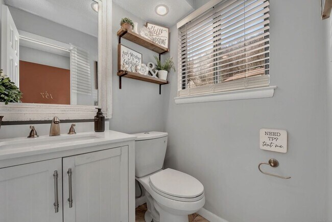 Foto del edificio - 157 Beacon Hill Common