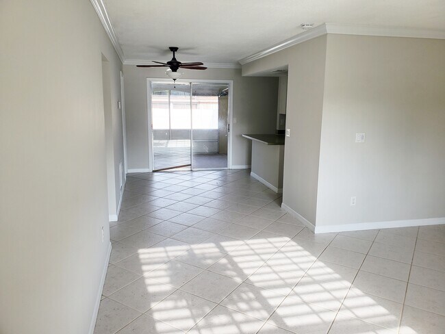 Foto del edificio - 3308 NE Jeannette Dr