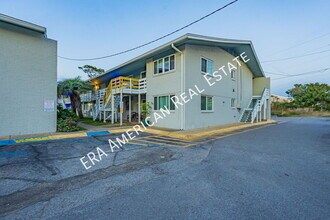 Building Photo - 726 Eglin Pkwy NE