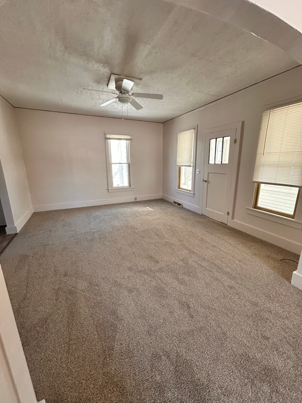 Building Photo - 514 Van Buren St