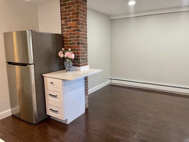 Foto del edificio - 995 Centre St