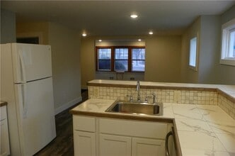 Building Photo - 1067 Winton Rd