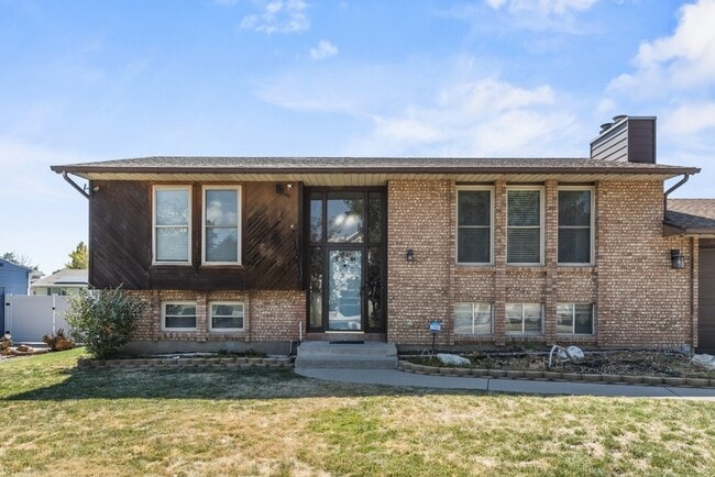 Building Photo - 609 N 1050 W