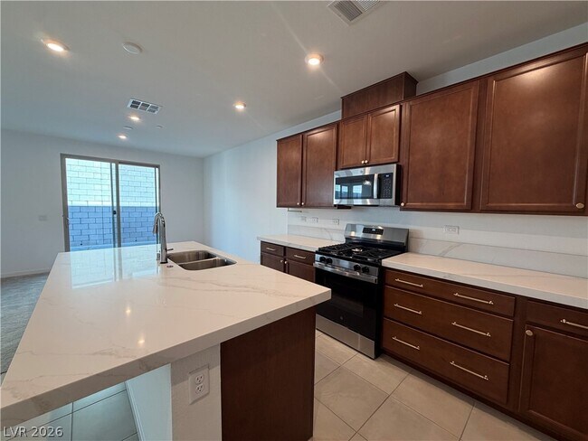Foto del edificio - 9234 Litvin St