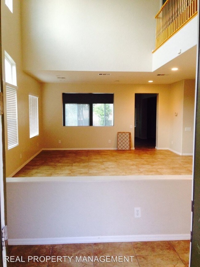 Building Photo - 5 br, 4 bath House - 2690 KINGHORN PL