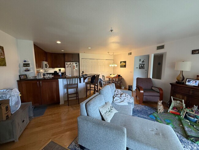 Foto del edificio - Chic & Spacious East Boulder Condo Just St...