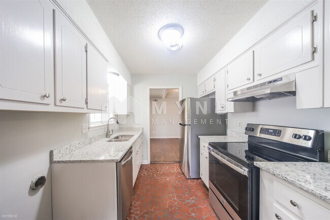 Building Photo - 3 br, 1.5 bath House - 2154 Ashland Dr