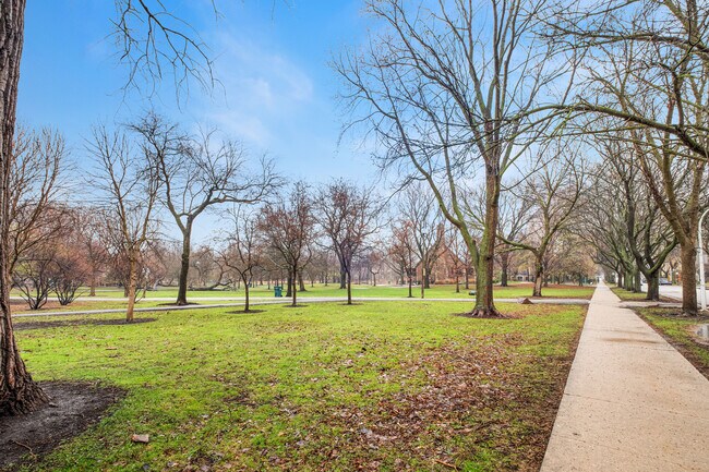 Foto del edificio - 2531 W Lunt Ave