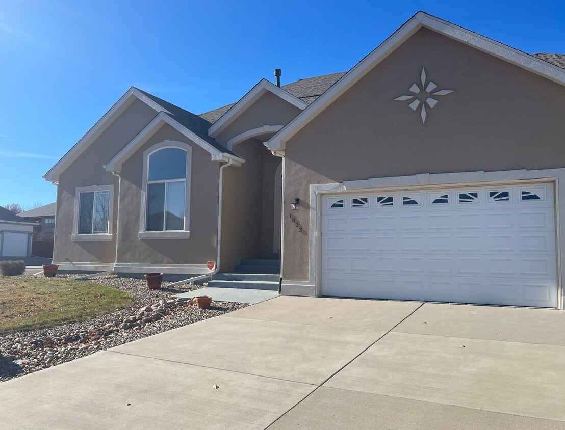 Home Sweet Home Mountain Vista House Rental in Greeley, CO