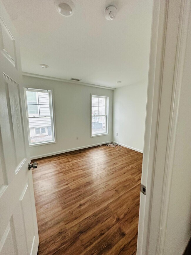 Foto del edificio - 87 N 18th St