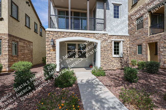Foto del edificio - 4 bedroom 3.5 bath in Gilbert