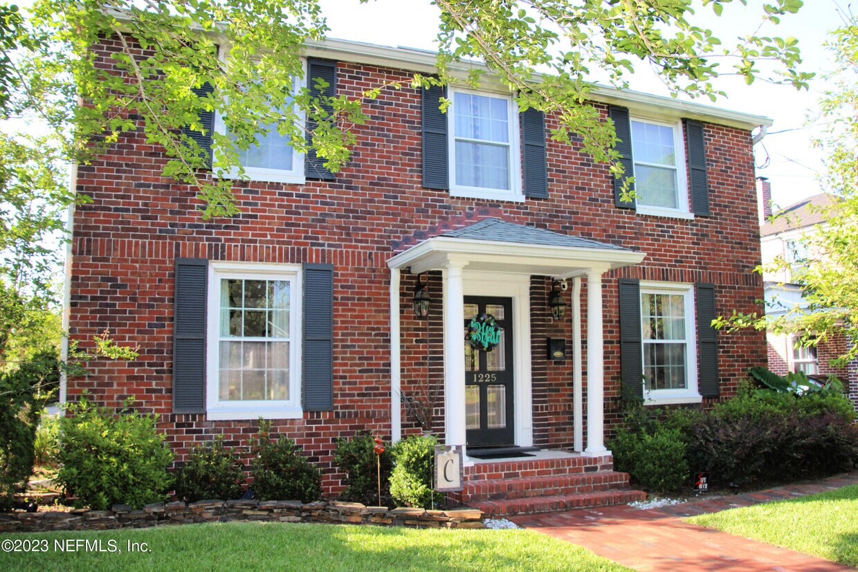 Foto principal - 1225 Landon Ave