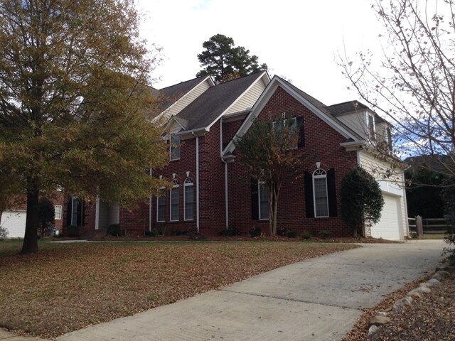 Building Photo - 4061 Belle Meade Circle